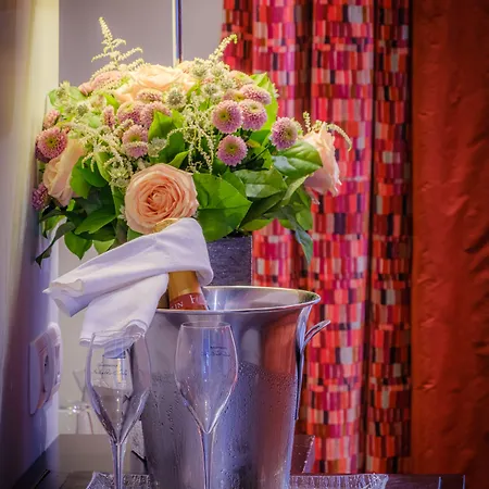Hotel Casimir Paris