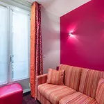 Hotell Casimir Paris