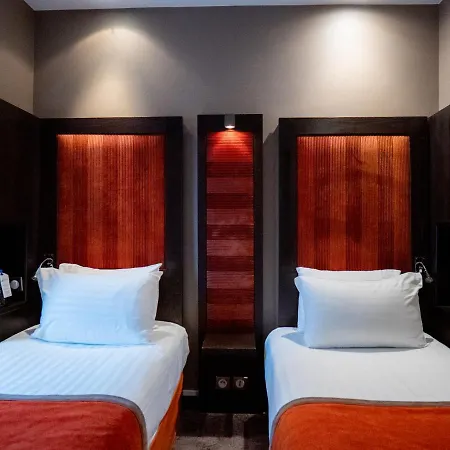 Courcelles Etoile Hotel Paris