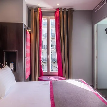Courcelles Etoile Hotel 3*