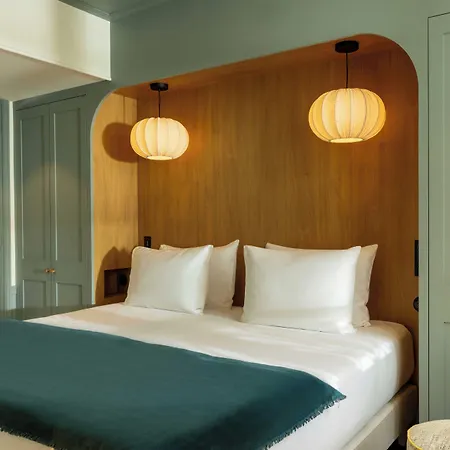 Casimir Hotel 4*