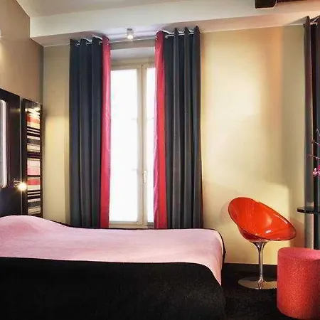 Casimir 4* Παρίσι