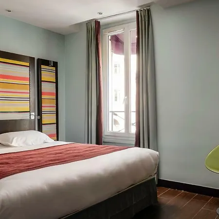 Hotel Courcelles Etoile Paris