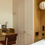 Casimir 4* Paris