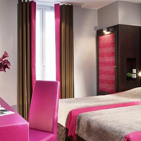 Hotel Courcelles Etoile 3*