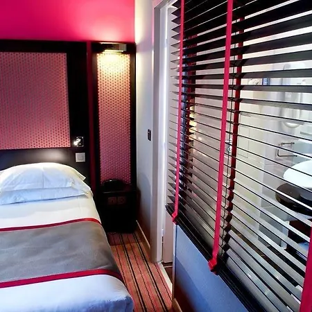 Hotel Courcelles Etoile Paris