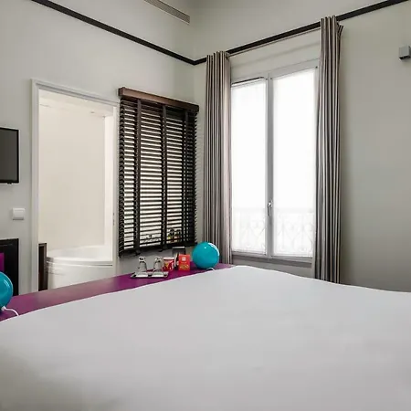 Courcelles Etoile Hotel Paris